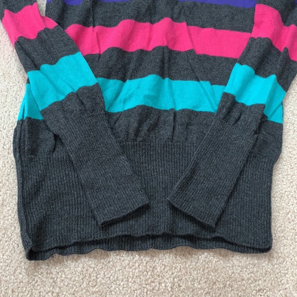 Kirra striped sweater - Picture 7 of 8